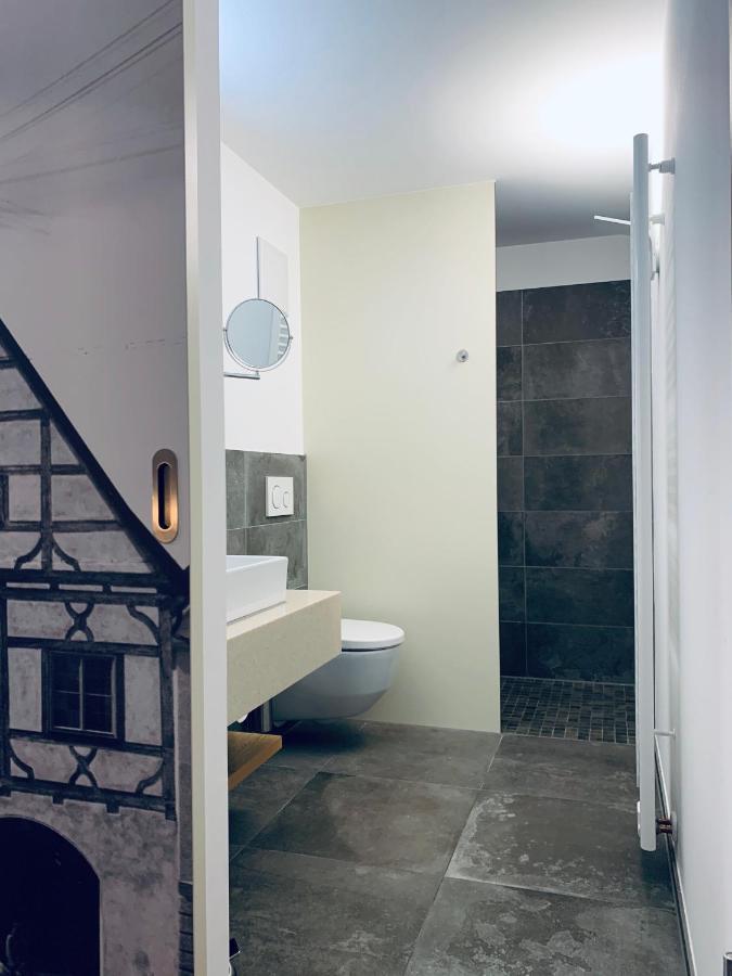 Stadthotel Kachelofen Krumbach Eksteriør billede