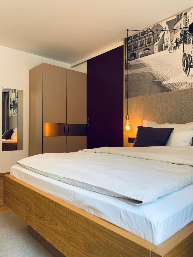 Stadthotel Kachelofen Krumbach Eksteriør billede