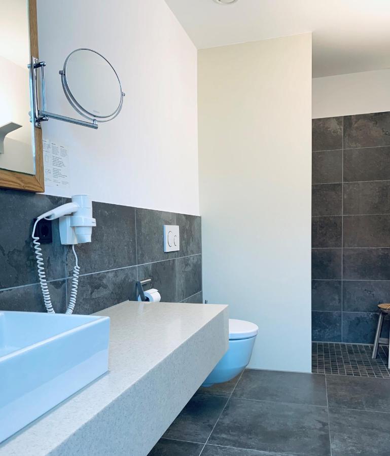 Stadthotel Kachelofen Krumbach Eksteriør billede