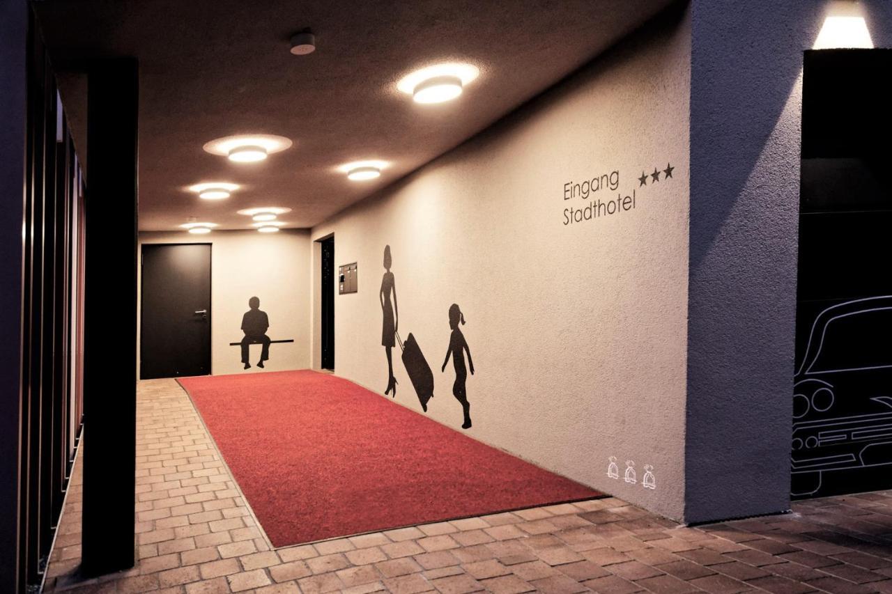 Stadthotel Kachelofen Krumbach Eksteriør billede