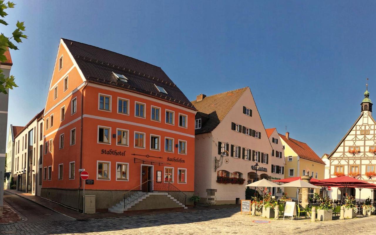 Stadthotel Kachelofen Krumbach Eksteriør billede