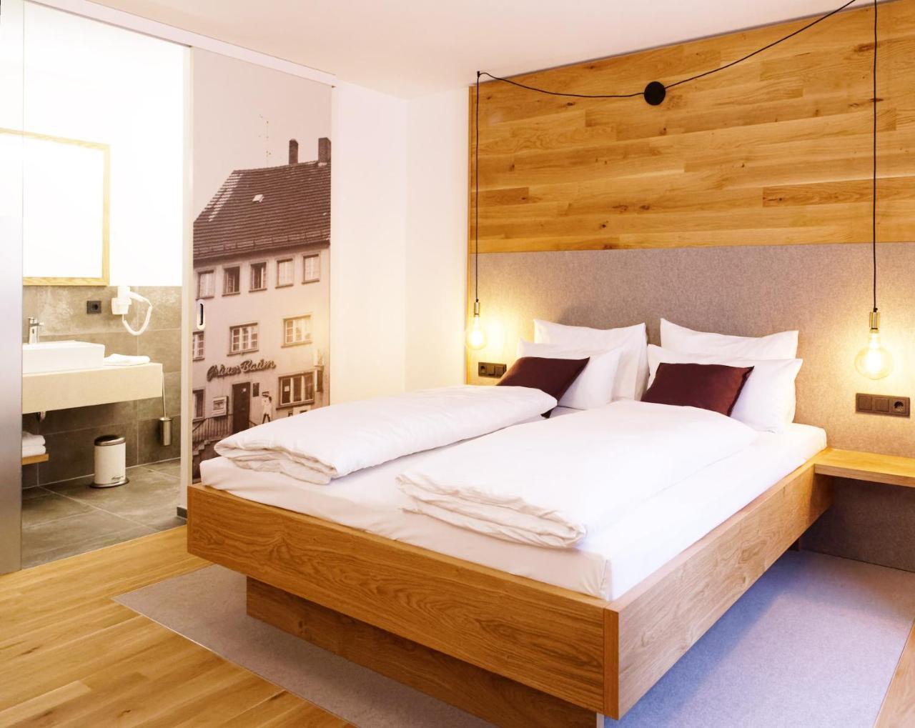 Stadthotel Kachelofen Krumbach Eksteriør billede